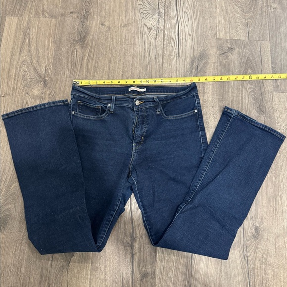 Levi's Shaping Bootcut - Picture 2 of 5